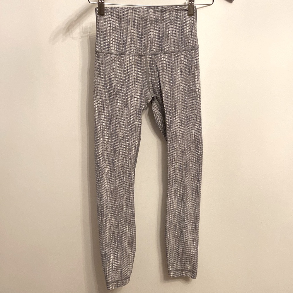 Lululemon High Rise Leggings RARE Print | Grey | Sz 4